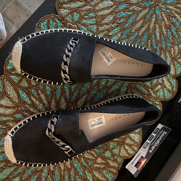 Tahari Shoes - Tahari Black and Cream Espadrille Flats